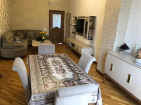 RCm APARTMENT
